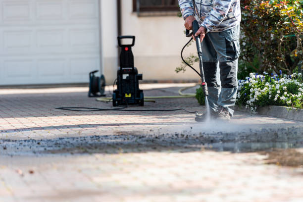 Best Deck Pressure Washing  in Hanceville, AL